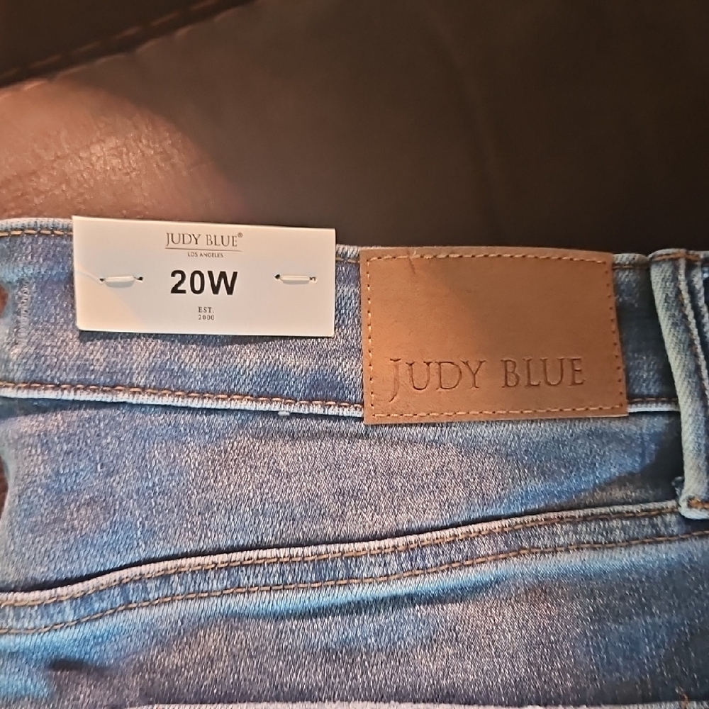 Judy Blue 90's Straight Fit Size 20W